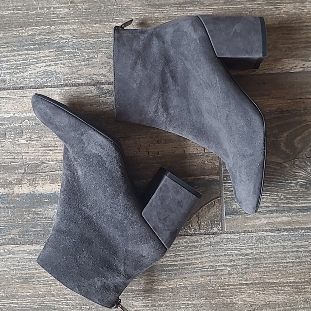 STUART WEITZMAN BOOTS 6 SUEDE GRAY